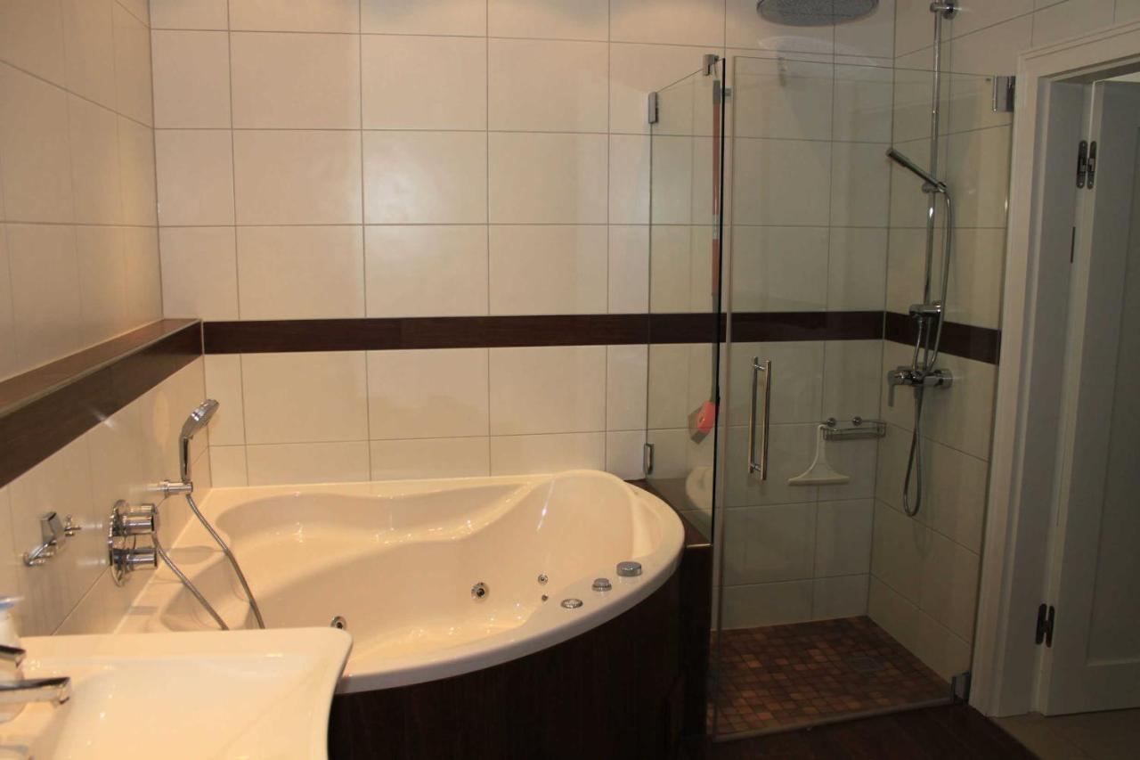 Ruegen Star Appartements De Luxe Сасниц Екстериор снимка